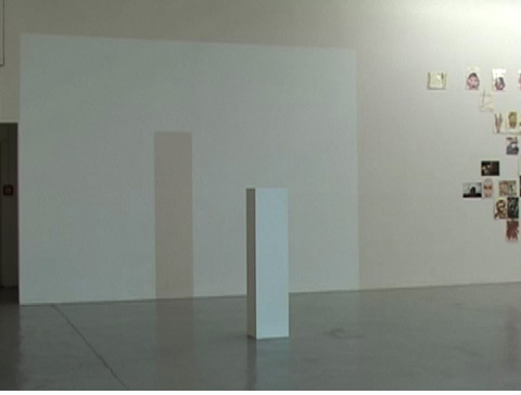 Aus dem Schatten treten